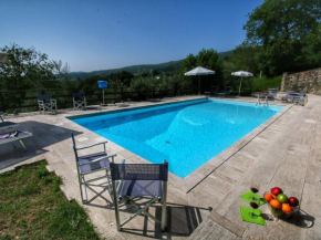 Historical Farmhouse at the foot of the Apennines in Tuscany, Caprese Michelangelo